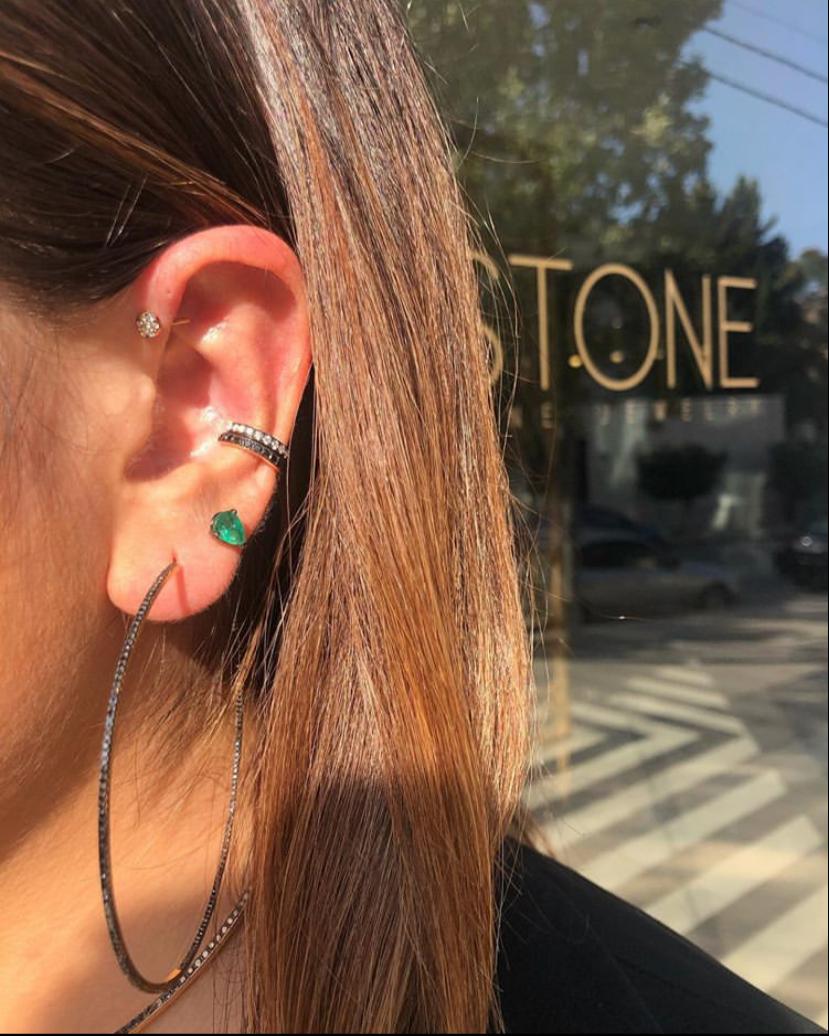 Black Diamond Earcuff