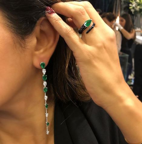 Emerald and Black Diamonds Serpent Ring
