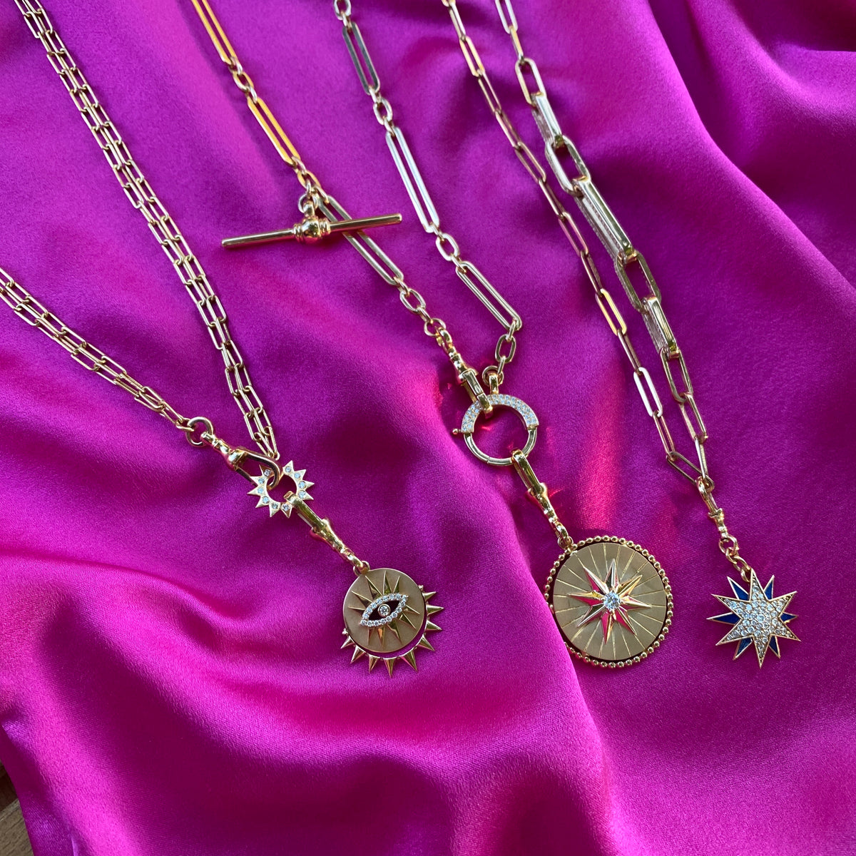 Victory Chain with Diamonds